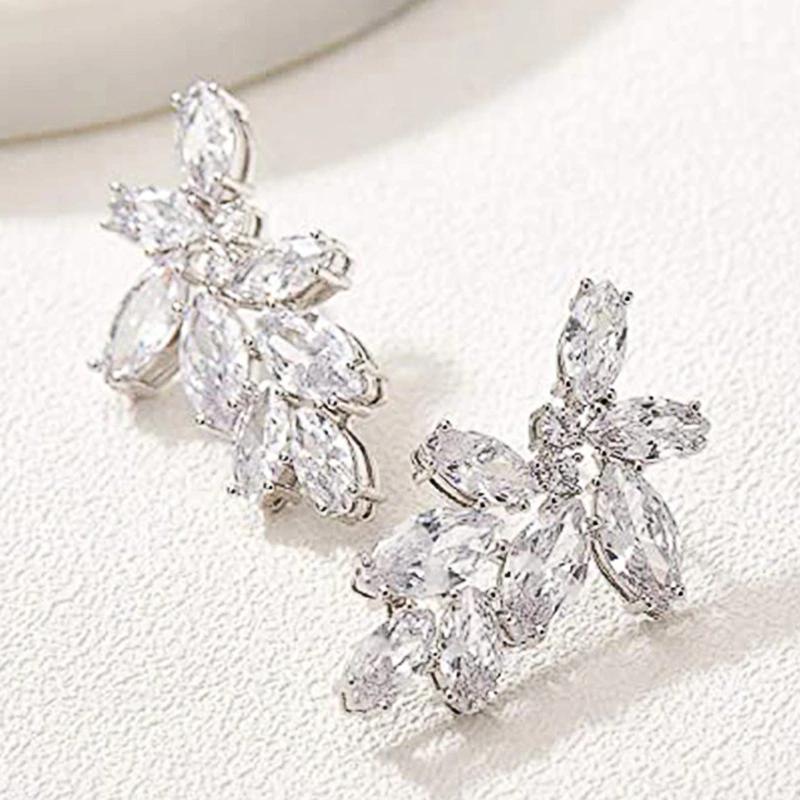 Korean version of the flower lady zircon earrings temperament versatile inlaid AAA zircon earrings beautiful girl earrings