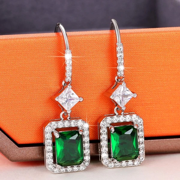 European and American emerald colored gemstone earrings retro earrings earrings jewelry temperament versatile high-end ear hooks for women
