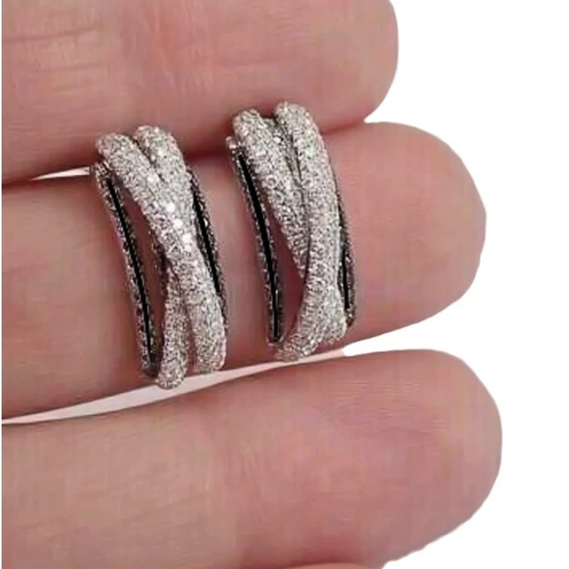  Japanese and Korean all-match temperament light luxury earrings exquisite cross contrast earrings new trendy earrings