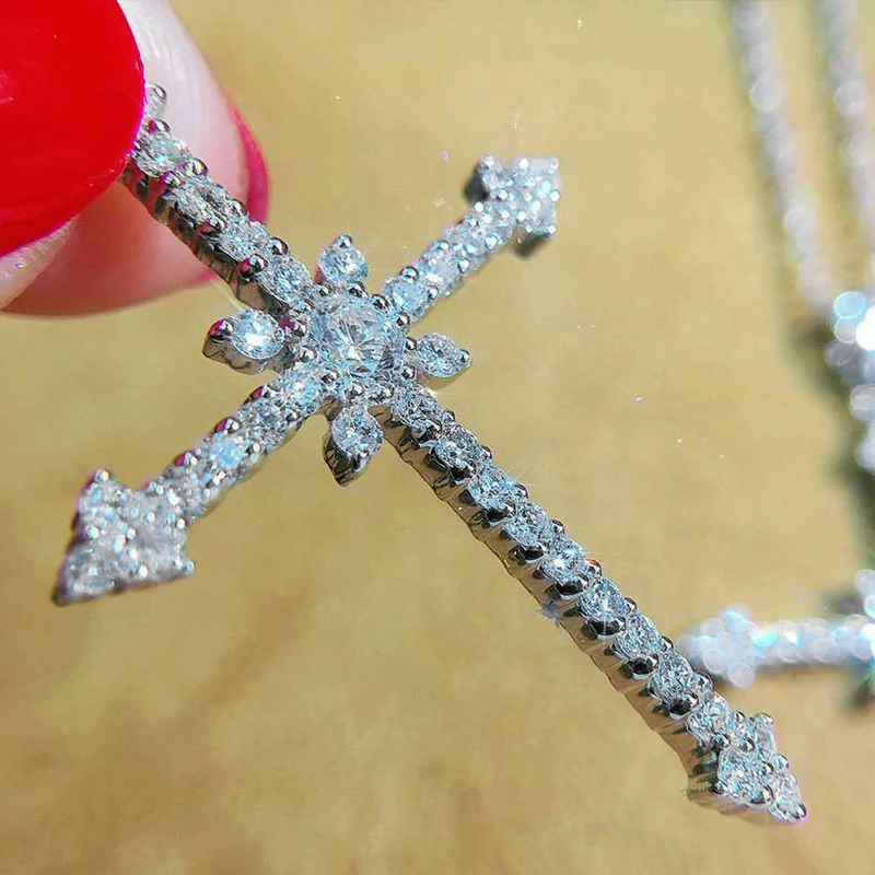 Korean cross necklace 2022 trendy geometric temperament clavicle chain European and American street creative pendant wholesale