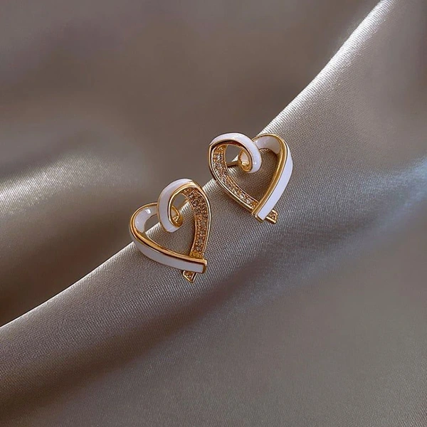 Autumn and winter unique love design earrings 2023 new glue zircon earrings heart-shaped daily commuting ears