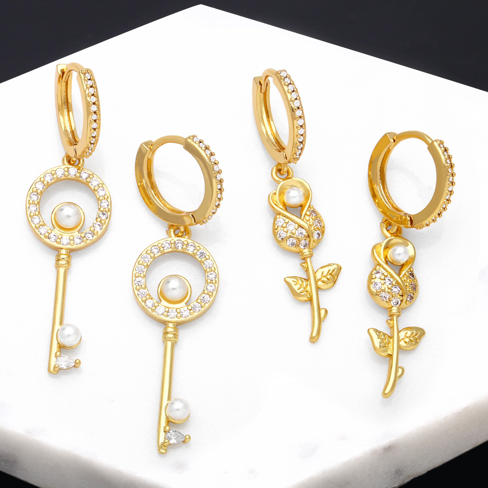 High-grade pearl flower earrings for women European and American style niche personality key earrings era209