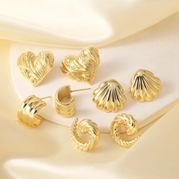 AS jewelry European and American hot-selling copper plated 18k gold polished love heart shell earrings earrings female era181