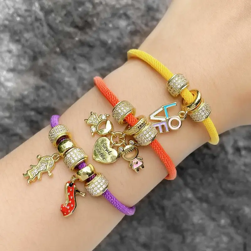 Clearance jewelry new love girl pendant bracelet gold-plated oil-dripped zircon LOVE bracelet brg80