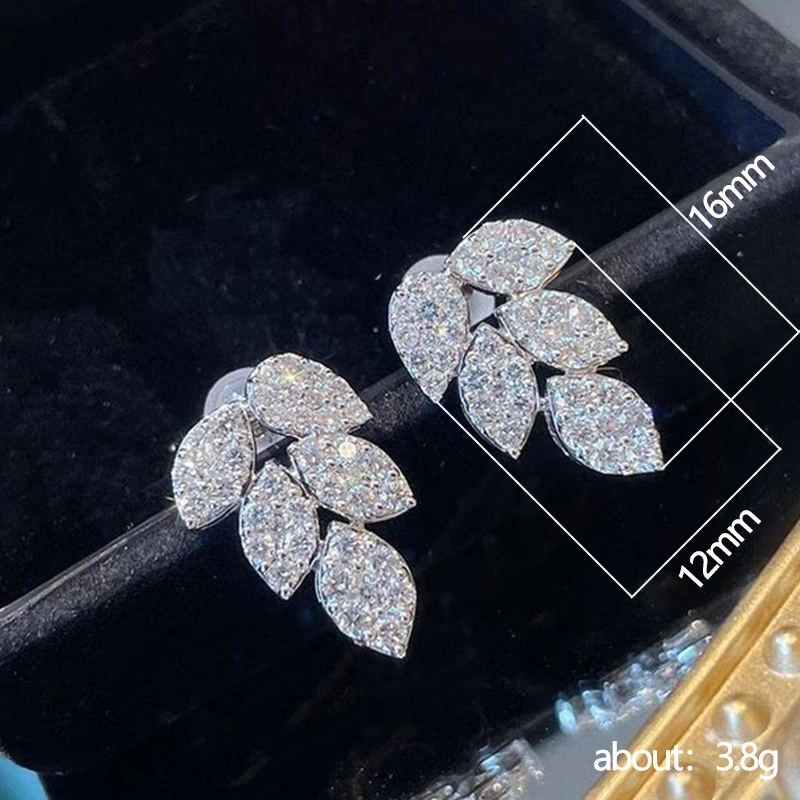 Factory direct sales of creative luxury leaf zircon earrings with copper micro-inlaid zircon for women