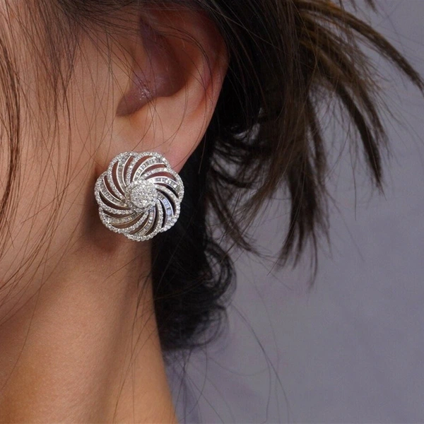 European and American inlaid zircon earrings for women, geometric lines and floral design earrings, fashionable and elegant earrings