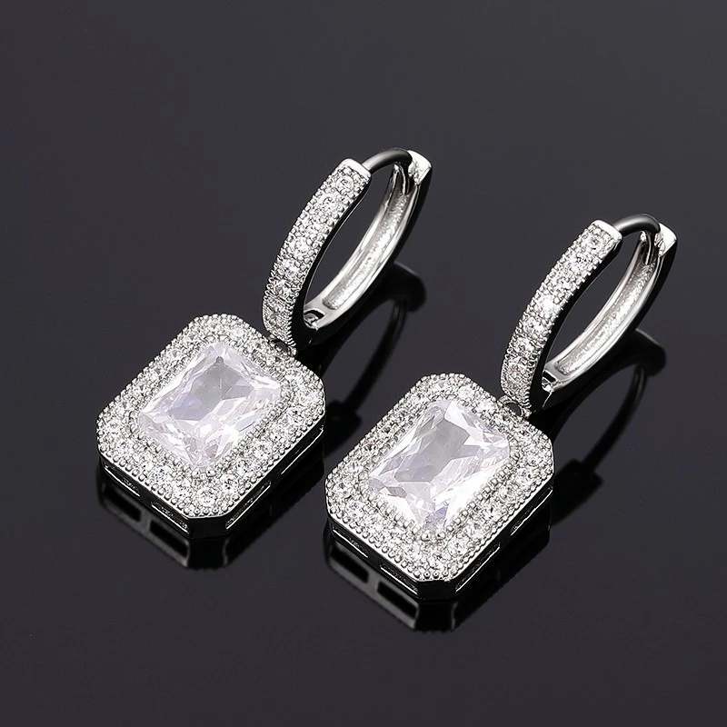 Imitation Moissanite new earrings high-end princess square diamond earrings celebrity Korean temperament evening party earrings female
