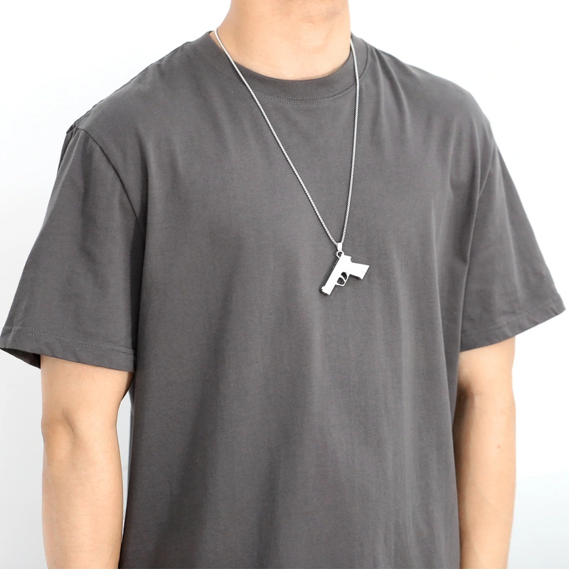 European and American hot-selling hip-hop rap pistol necklace fashion personality pendant necklace trendy cool versatile sweater chain nkb329