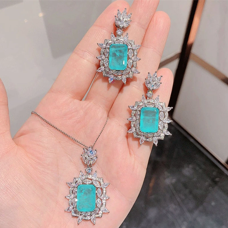 European and American popular imitation jewelry luxury retro shining colored gem pendant blue green necklace earring set
