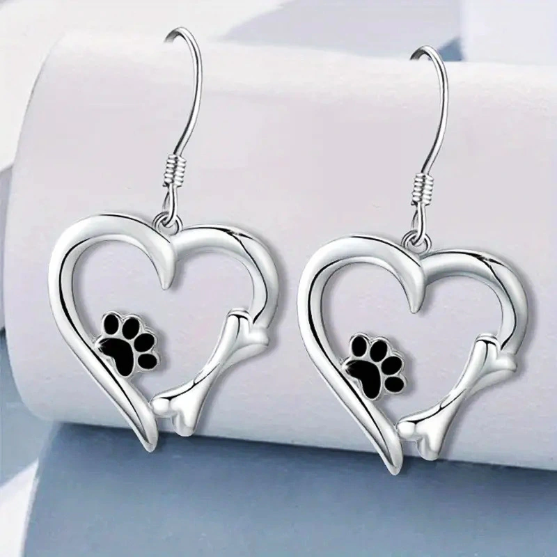 Cute earrings for women with cat claw heart design, sweet princess style earrings