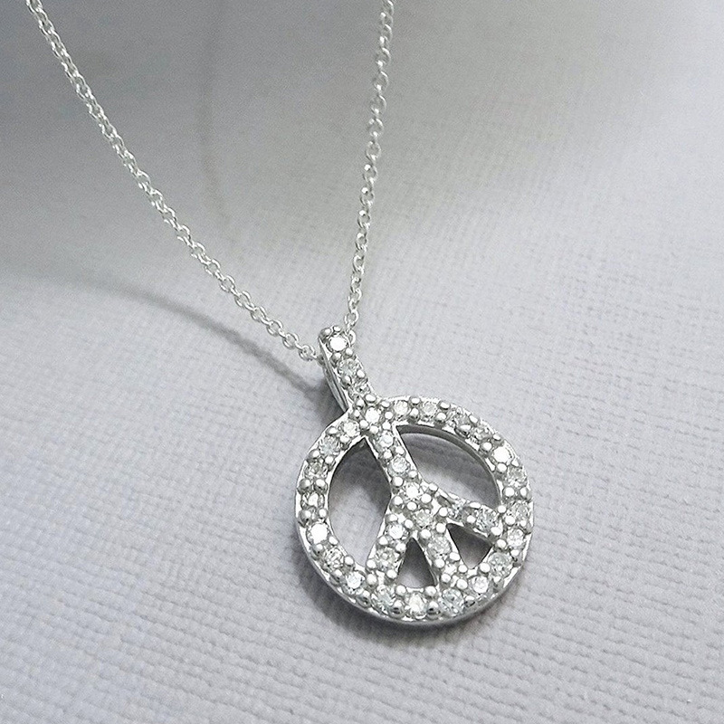 Live broadcast of the new simple personality anti-war peace symbol necklace diamond hollow clavicle chain wholesale