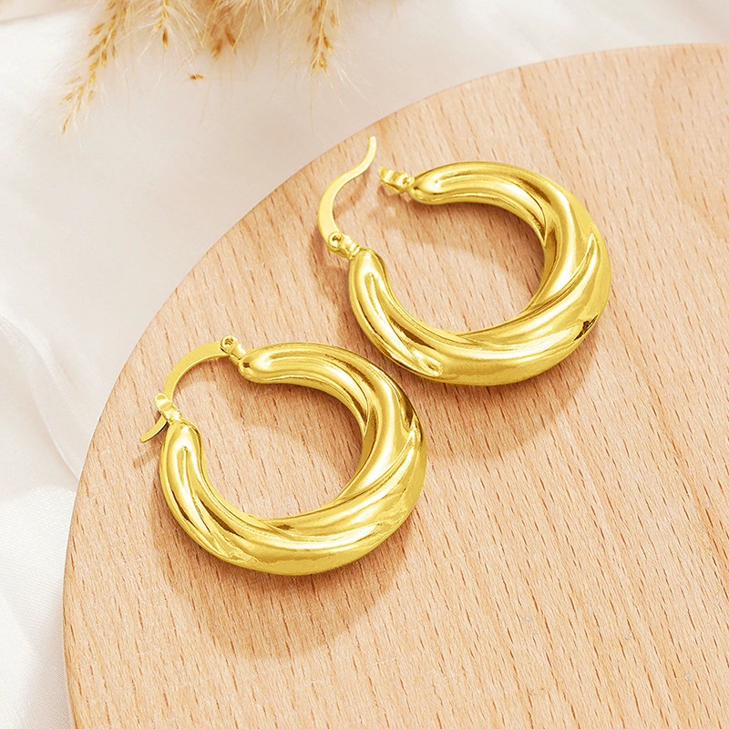 Hot selling French style Hong Kong style earrings for women French fashion matching accessories texture design popular earrings