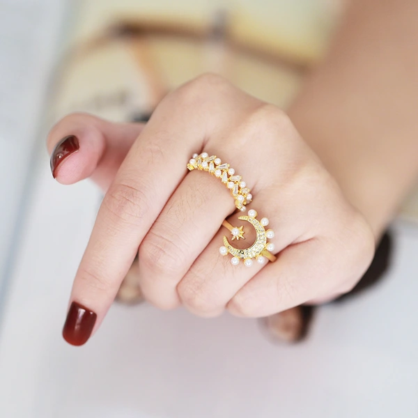 Star and moon pearl ring female simple internet celebrity temperament niche design open butterfly ring rir92