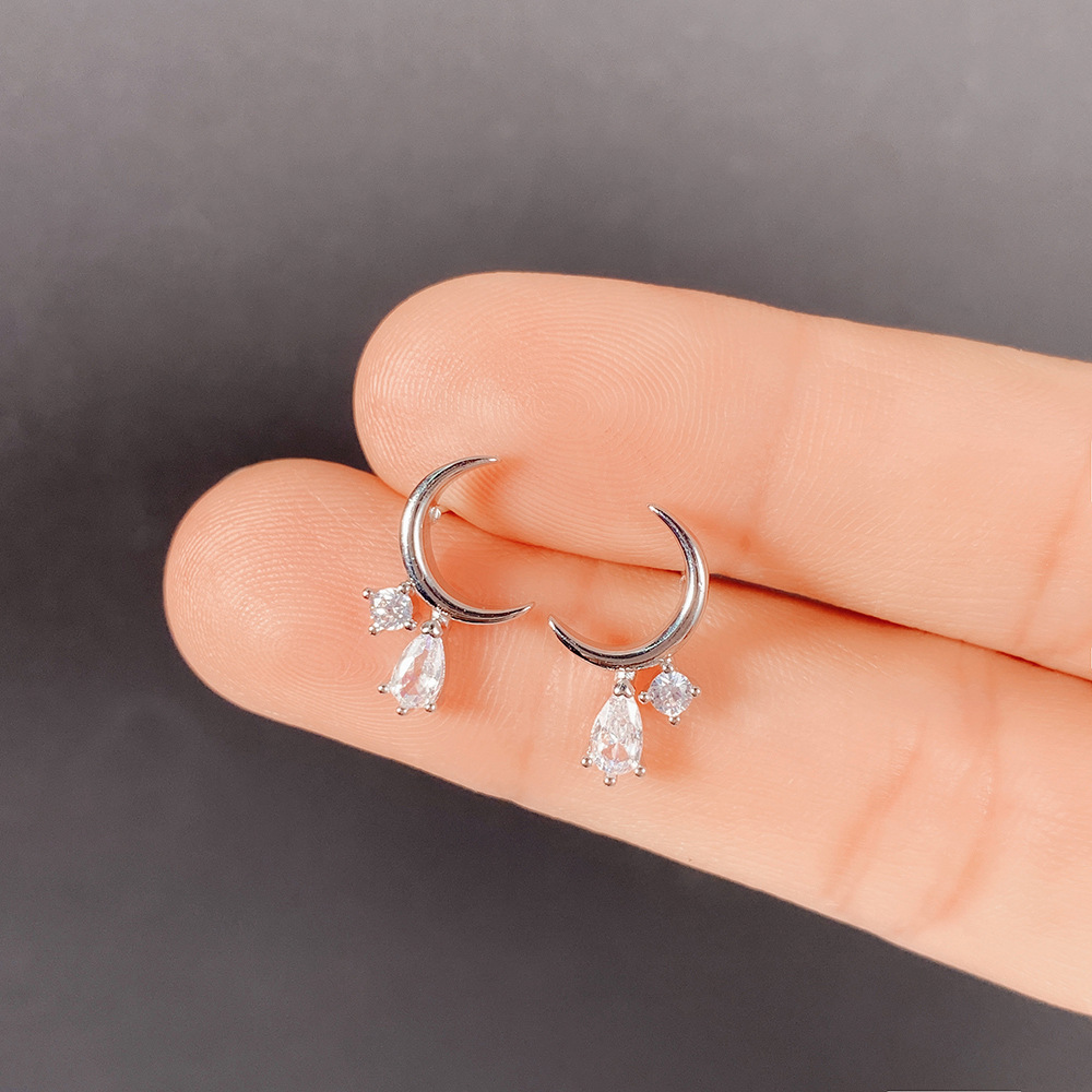 Small curved moon shaped zircon earrings for women Japanese and Korean style mini internet celebrity small earrings for sleeping without taking them off