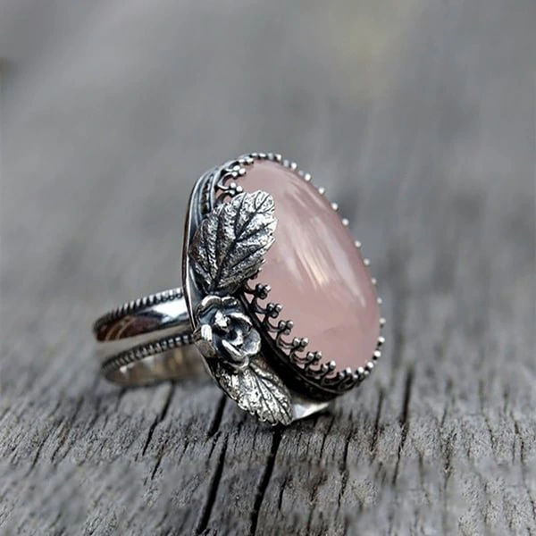  European and American hot-selling women's retro copper ring with flower and leaf carvings, personalized fashion jewelry, factory direct sales