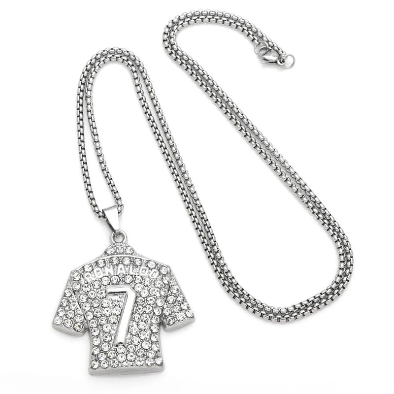 European and American hip-hop jewelry inlaid with rhinestones Ronaldo No. 7 jersey pendant necklace long sweater chain nkb314