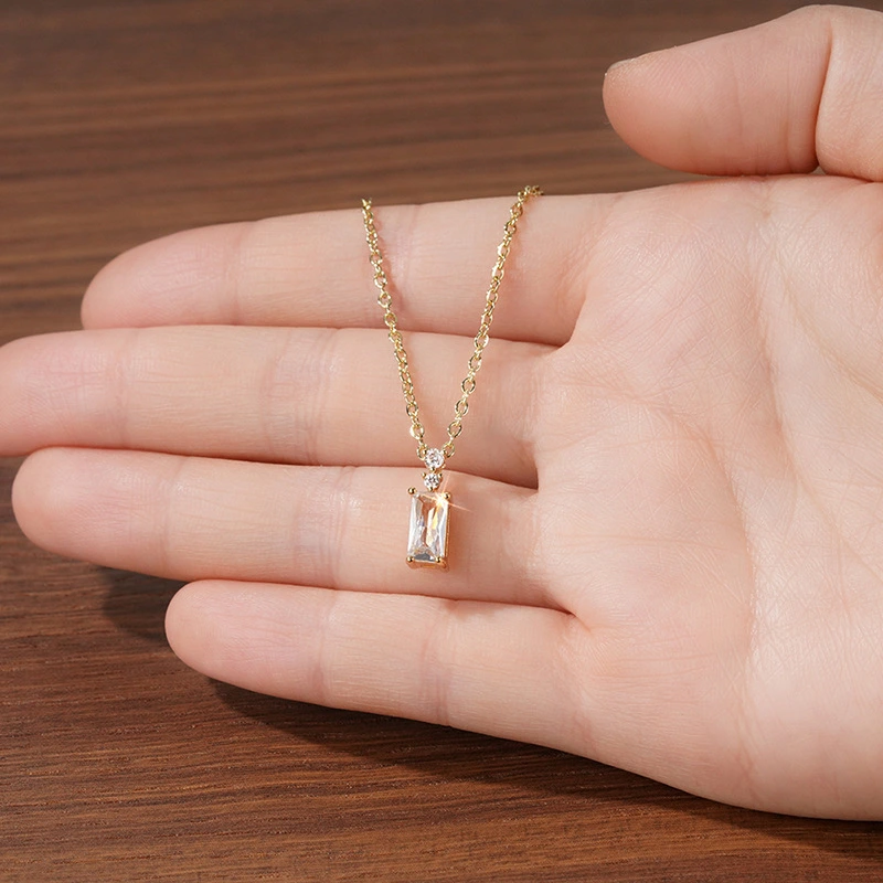   Hot selling simple necklace for women square geometric zircon necklace daily matching fashion popular style