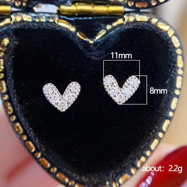 Live broadcast hot small earrings mini micro-inlaid heart zircon earrings for women to sleep without taking off earrings