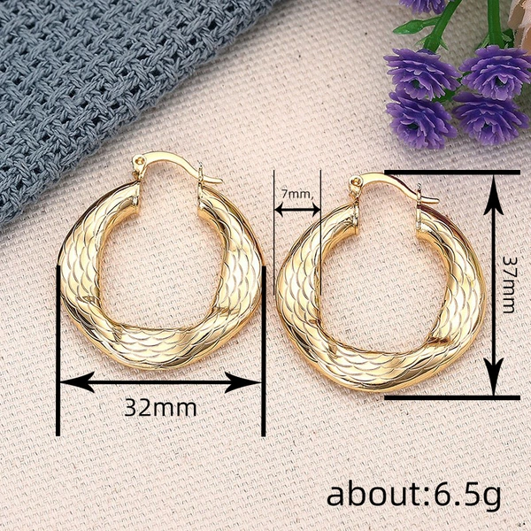 Live broadcast hot irregular earrings for women, metal electroplating, high-end style jewelry, flat niche jewelry