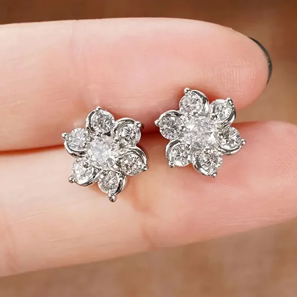 Temperament super flash zircon earrings flower design earrings light luxury snowflake flower classic earrings jewelry