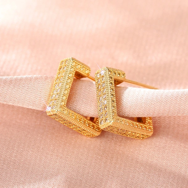  New style trendy micro-inlaid diamond earrings heavy-duty super-shiny geometric high-end earrings luxury square earrings for women