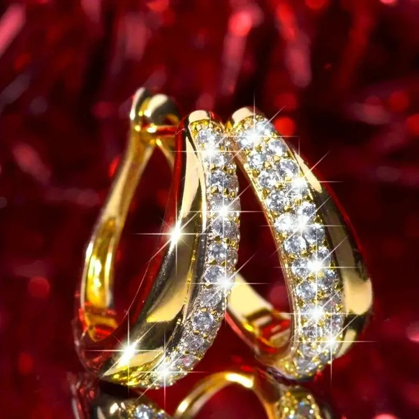   Hot selling new U-shaped earrings European and American super flash geometric simulation ear buckles fashionable temperament female earrings