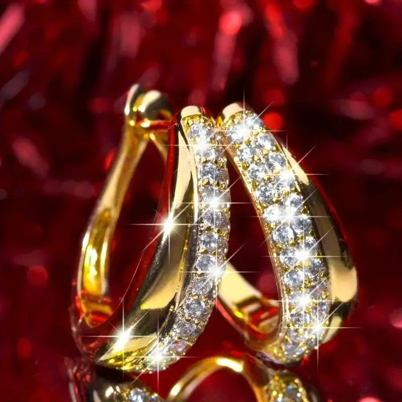   Hot selling new U-shaped earrings European and American super flash geometric simulation ear buckles fashionable temperament female earrings