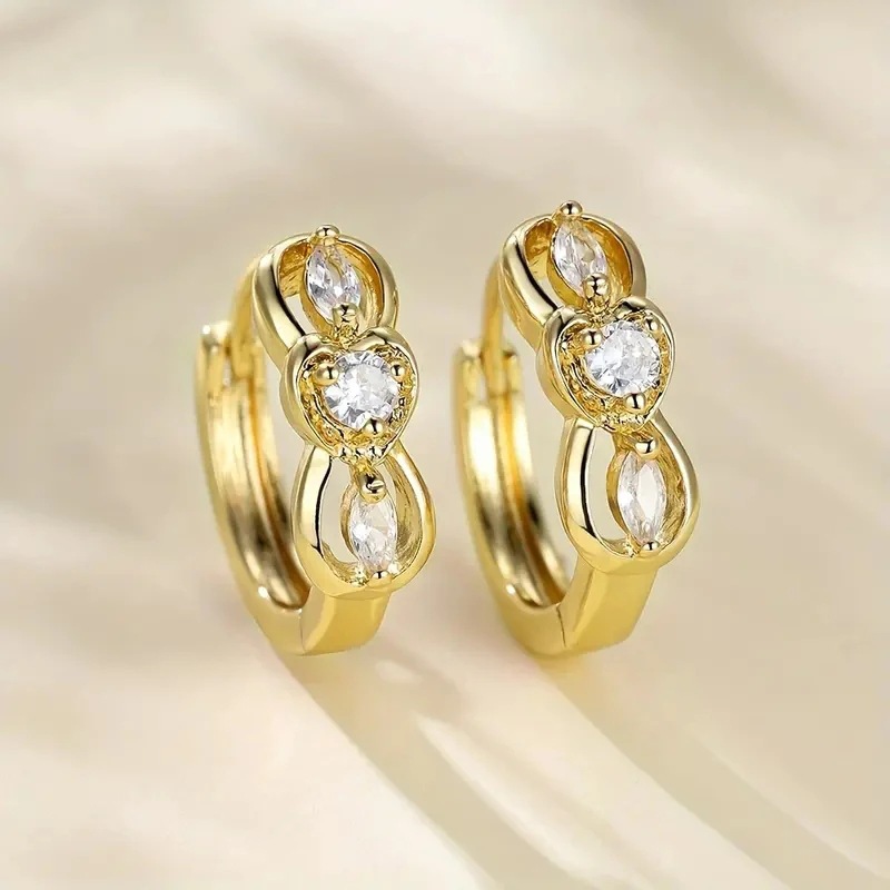  High-end earrings for women, light luxury, Korean style, popular online style, zircon earrings, fashionable geometric women's earrings