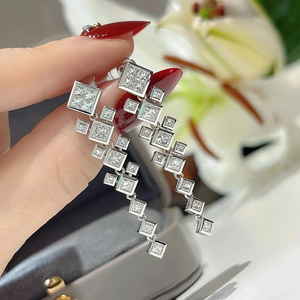 French design square stitching earrings for women, high-end versatile earrings, long and elegant earrings
