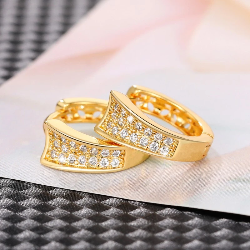 Micro-inlaid zircon small ear clips exquisite niche unique design earrings fashionable temperament hollow earrings