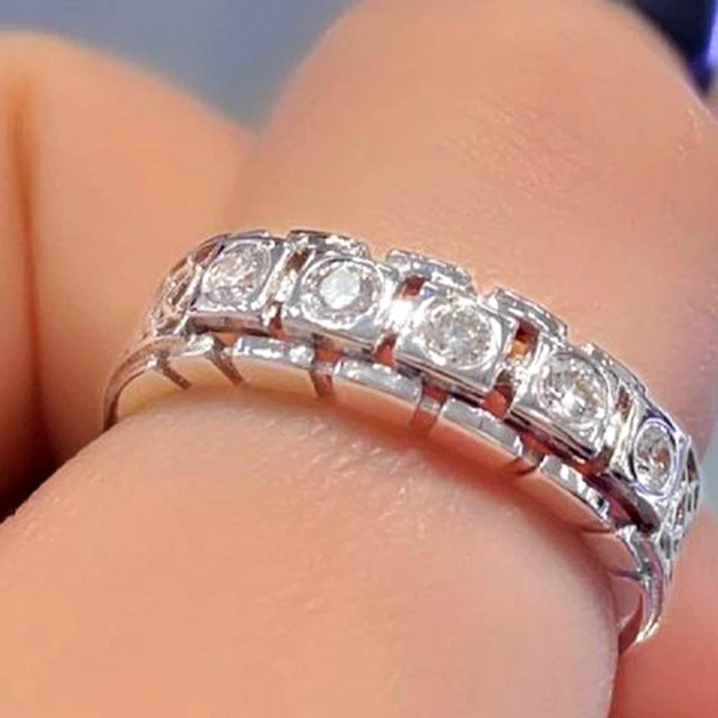 High-end luxury zircon ring for women with niche design, simple geometric pattern, personality trend ring