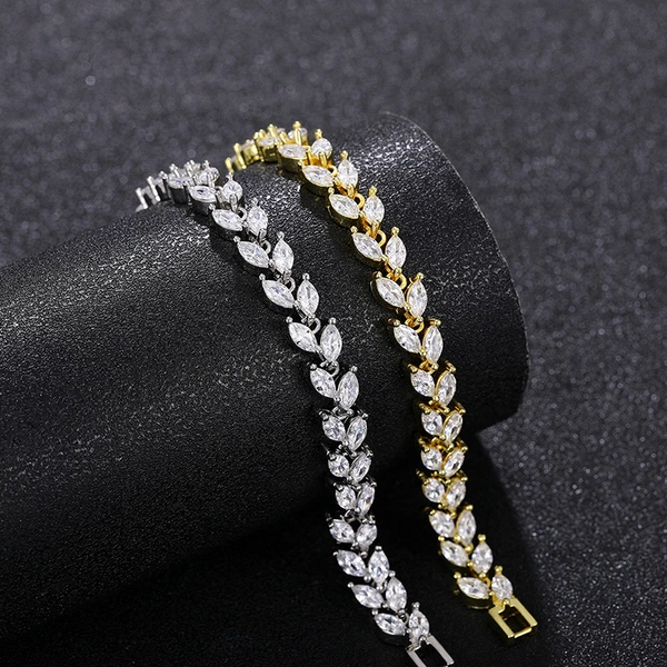High-end commuter horse eye leaf bracelet for women exaggerated punk personality jewelry factory direct sales hot selling jewelry