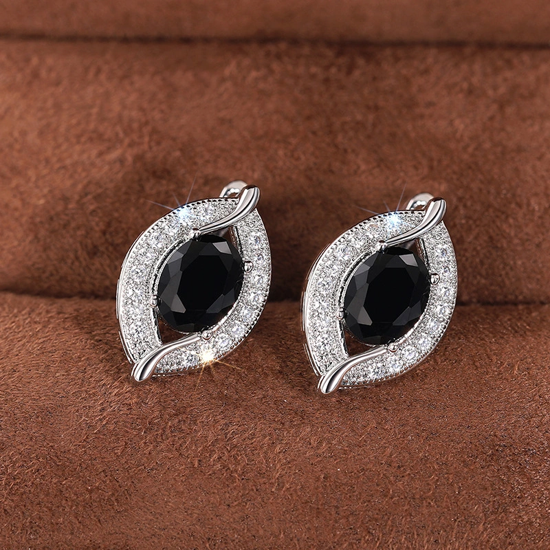  Micro-inlaid forest-style individual niche leaf earrings fashionable design sense light luxury jewelry daily matching earrings