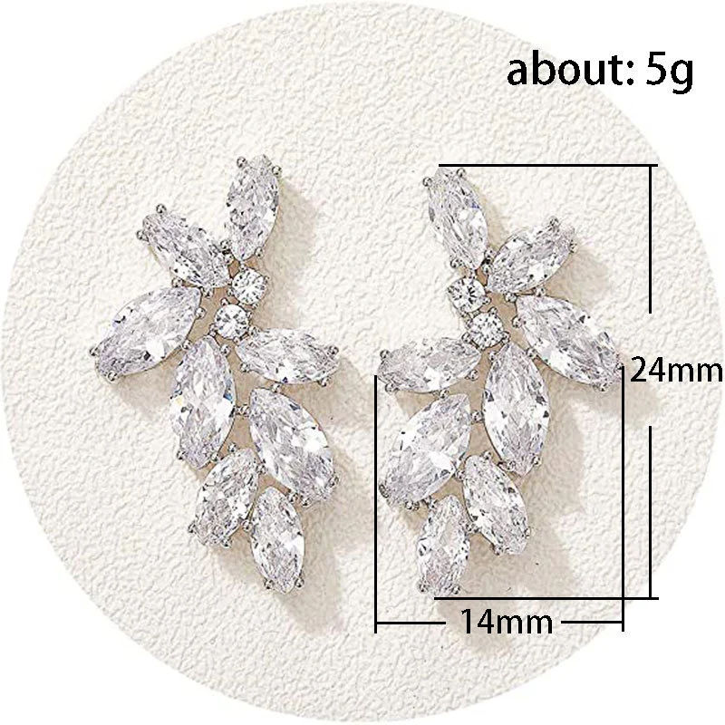 Korean version of the flower lady zircon earrings temperament versatile inlaid AAA zircon earrings beautiful girl earrings