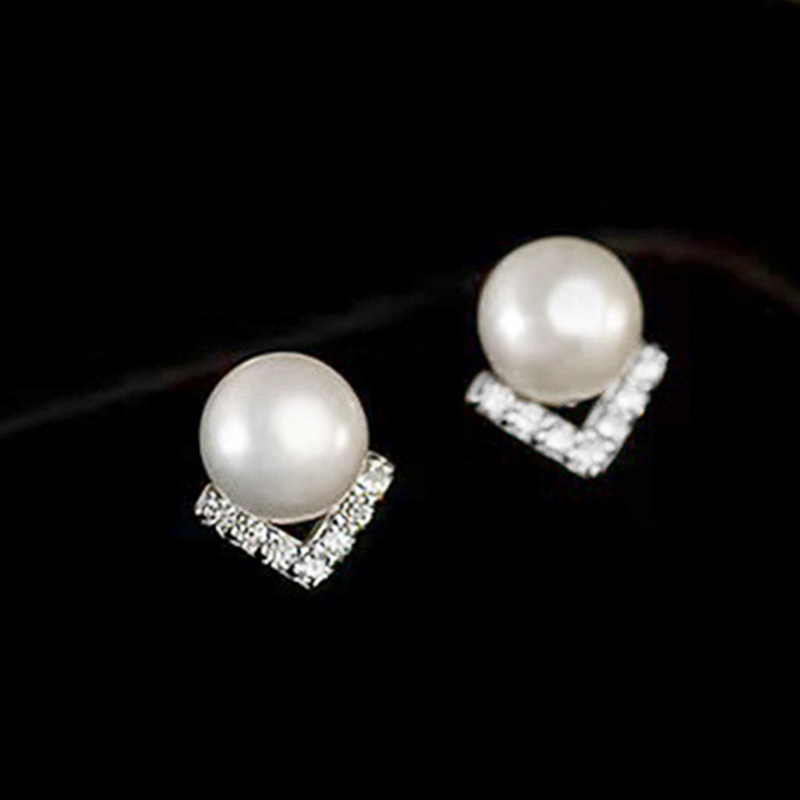  Exquisite earrings for women, imitation pearls, ladies' geometric jewelry, simple style, hot selling items