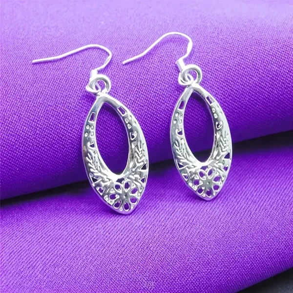  Horse eye hollow pattern ear hook European and American popular retro earring metal earring