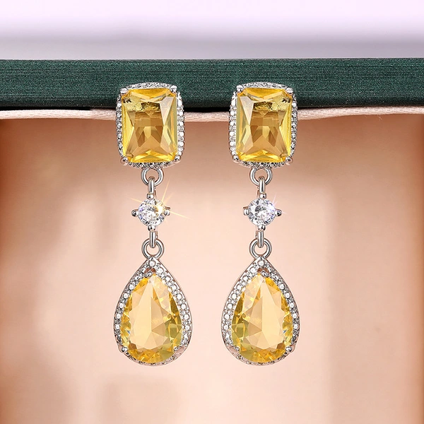 European and American mid-length fashion teardrop earrings personality geometric new hot-selling earrings live broadcast hot-selling earrings