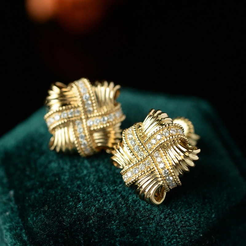  Braided cross earrings for women, micro-inlaid, elegant, light luxury style earrings, fashionable design, French earrings