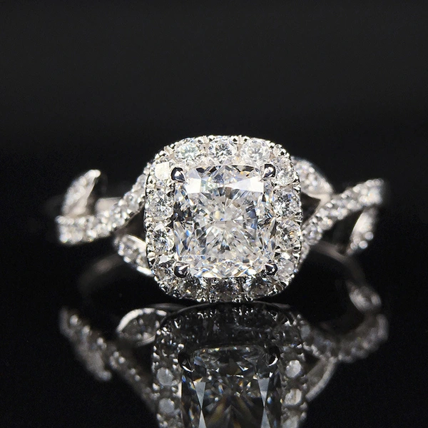  Hot selling new princess square ring European and American hot style inlaid zircon women's jewelry engagement proposal ring