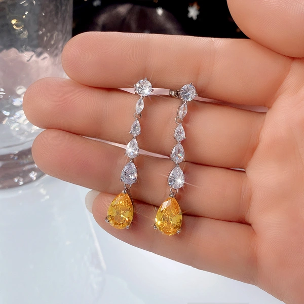Korean style new pear-shaped earrings, teardrop-shaped zircon long tassel fashionable women's earrings manufacturers wholesale