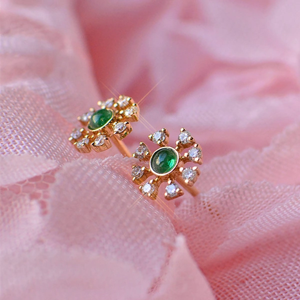  Fashionable and elegant earrings with medieval colors, fresh sunflower temperament earrings, European and American fashion earrings