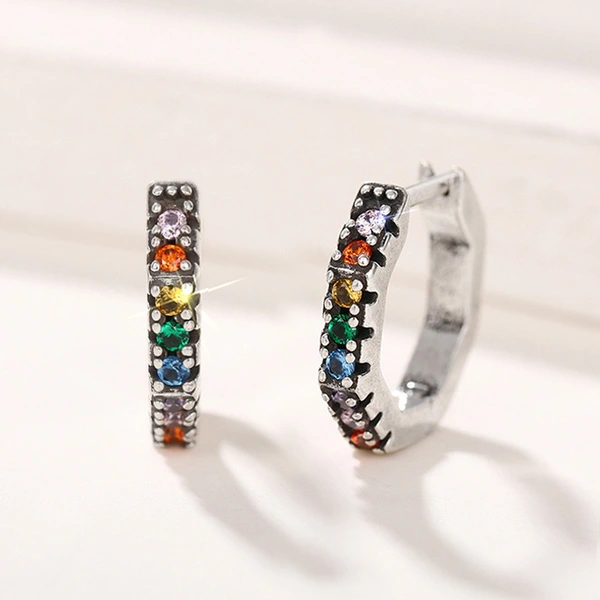 European and American style new sweet cool earrings for women with hexagonal geometric design accessories niche internet celebrity personality style