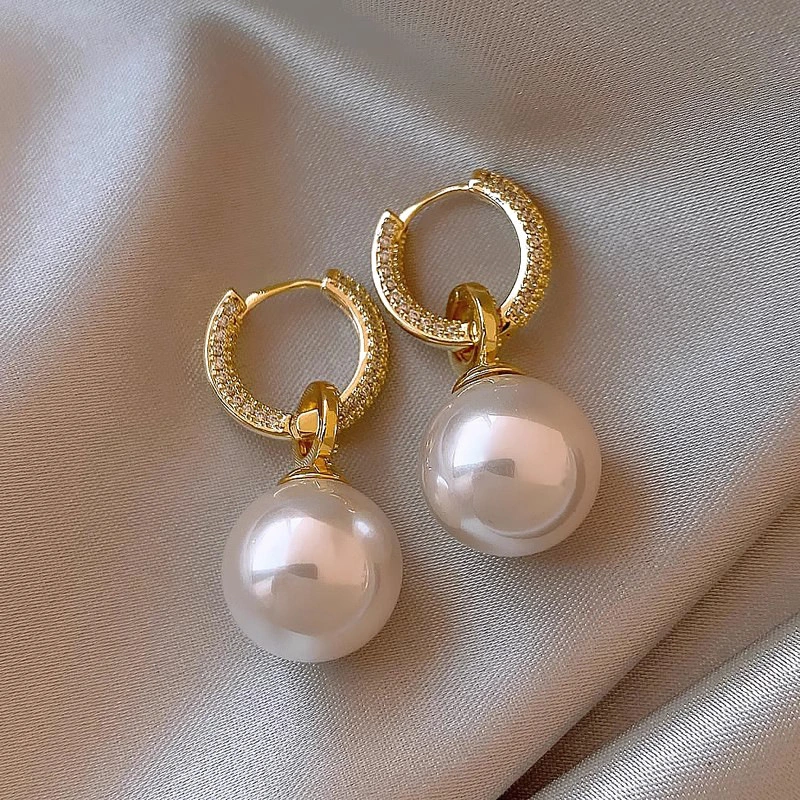 Live broadcast gentle new imitation pearl earrings with diamonds shining ladies elegant jewelry princess hot accessories