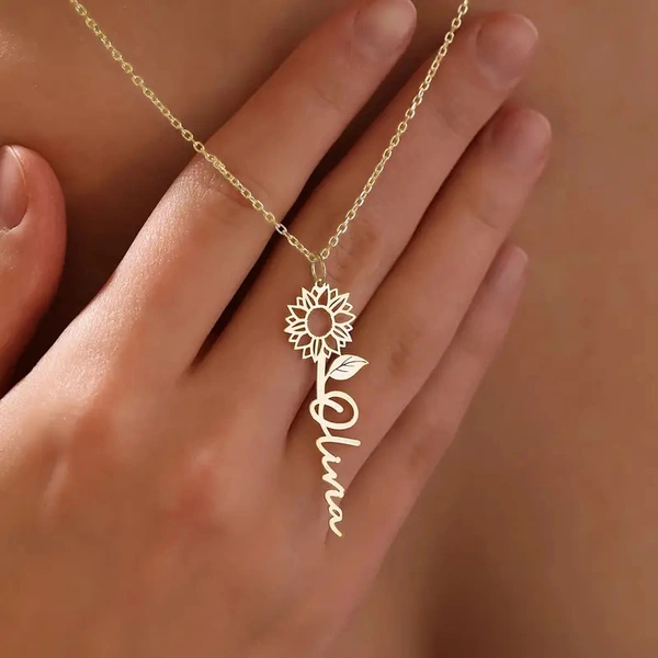  Direct selling Korean style forest flower necklace for women with letter pendant necklace design jewelry