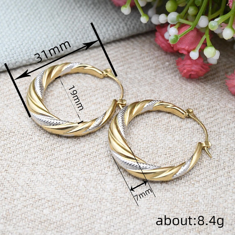 Hot selling European and American metal earrings for women, two-color circle design jewelry, twisted exaggerated personality jewelry