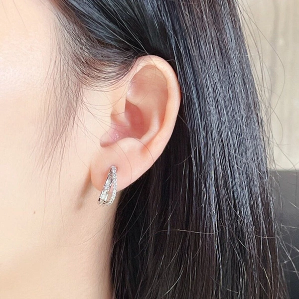  European and American simple line earrings fashionable design inlaid zircon jewelry popular hot earrings