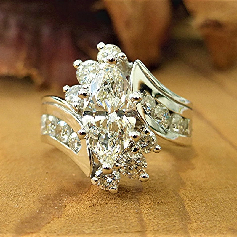 Specially supply European and American jewelry creative marquise-shaped zircon ring female niche design luxury ring