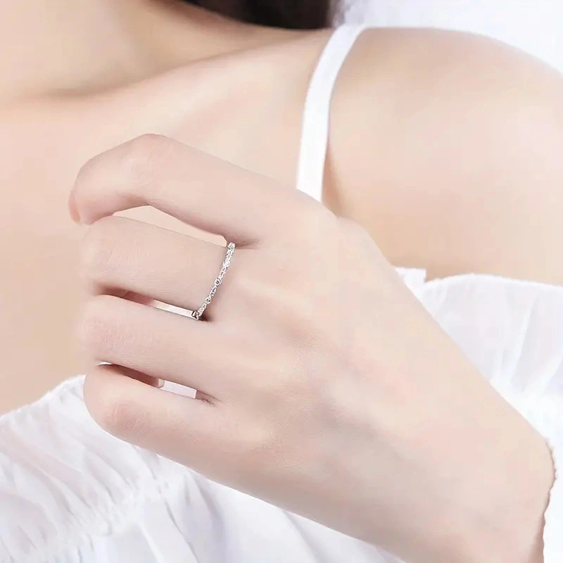 Commuting simple minimalist ring for women, daily matching fashion accessories, exquisite full diamond popular jewelry