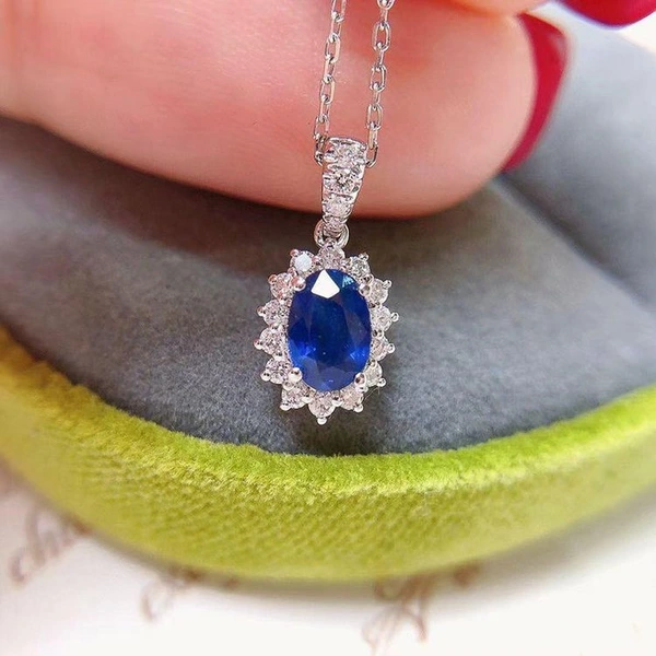 New vintage four-claw sapphire zircon pendant necklace wedding anniversary gift