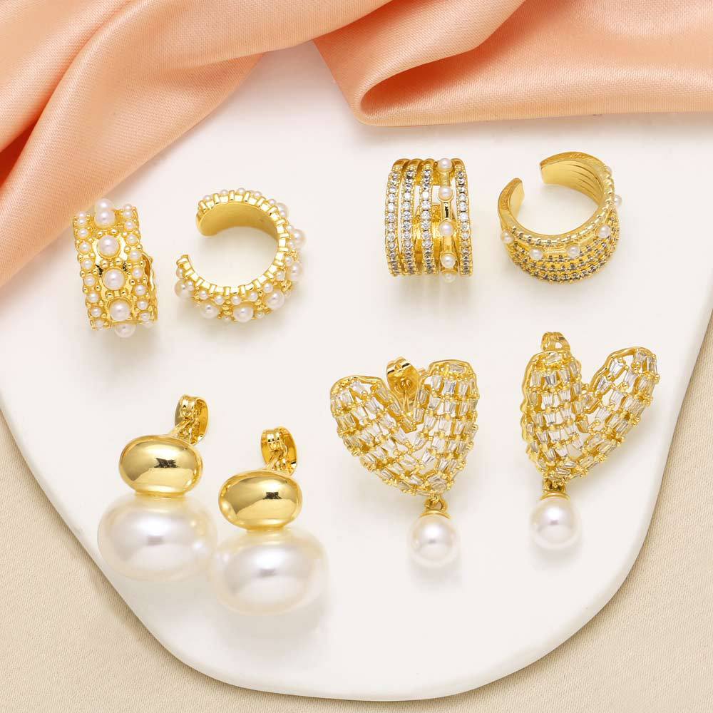 AS jewelry hot selling full zirconium love pearl earrings female gold-plated hollow C-shaped ear bone clip ery50